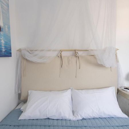 Ricos Two Bedroom House - Naoussa Paros Exterior photo